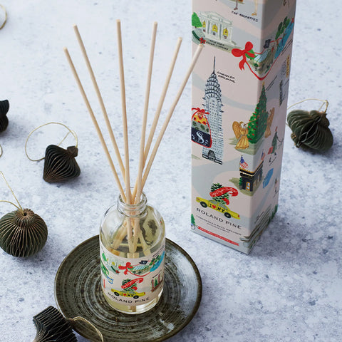 Holiday in New York Roland Pine Reed Diffuser