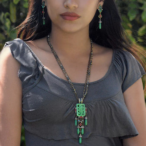 Art Deco Glass Jade Fringe Collar Necklace