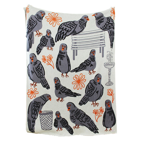 Park Pigeons Blanket
